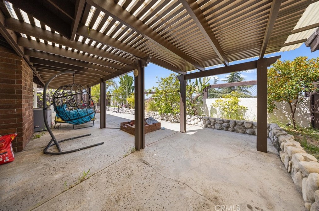 1191 Diamond Bar Blvd, Pomona CA  91765-1199 exterior