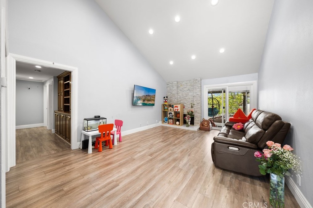 1191 Diamond Bar Blvd, Pomona CA  91765-1199 exterior