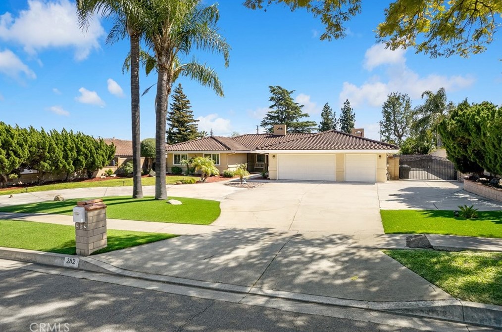 282 W Leah Ct, Upland, CA 91784