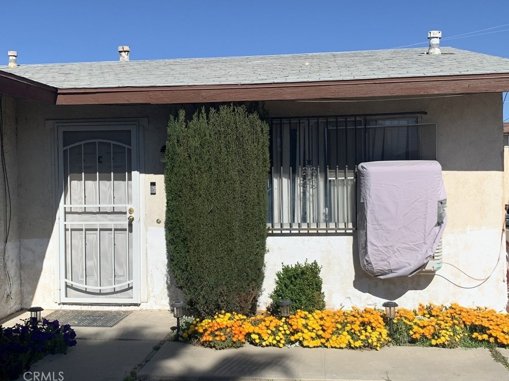 13073 Mohawk Rd, Apple Valley, CA 92308