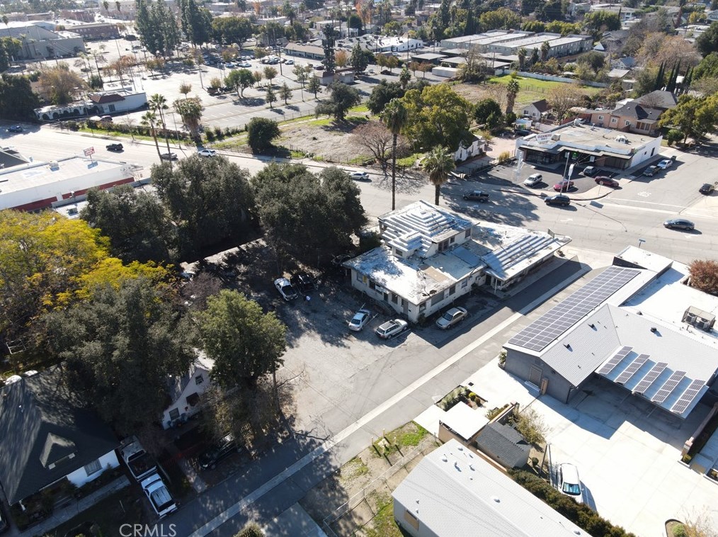 112 Kingsley Ave, Pomona CA  91767-5005 exterior