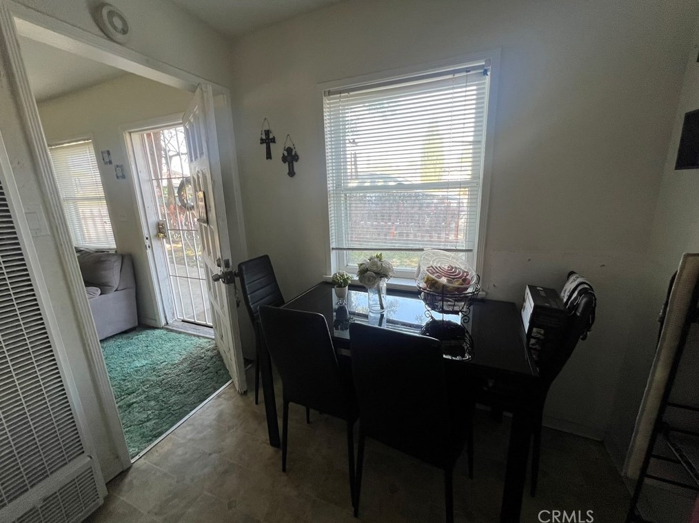 112 Kingsley Ave, Pomona CA  91767-5005 exterior