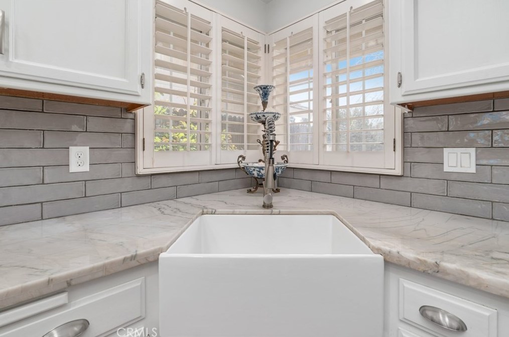 9110 Oak Hills Ave, Bakersfield CA  93312-5021 exterior