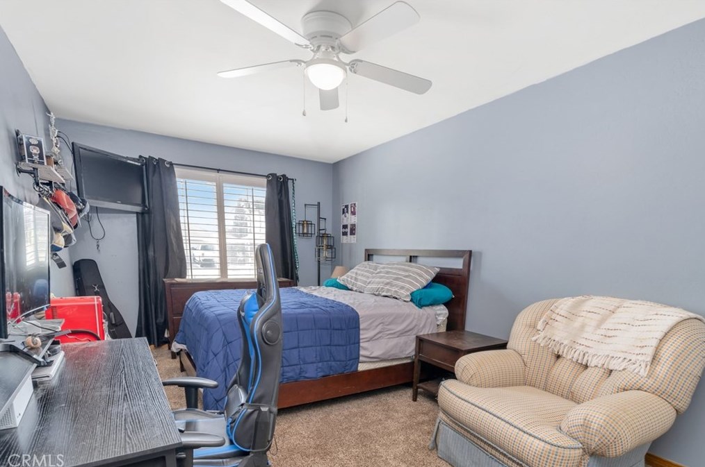 9110 Oak Hills Ave, Bakersfield CA  93312-5021 exterior