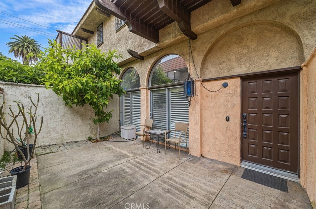 109 N Almansor St #18, Alhambra, CA 91801