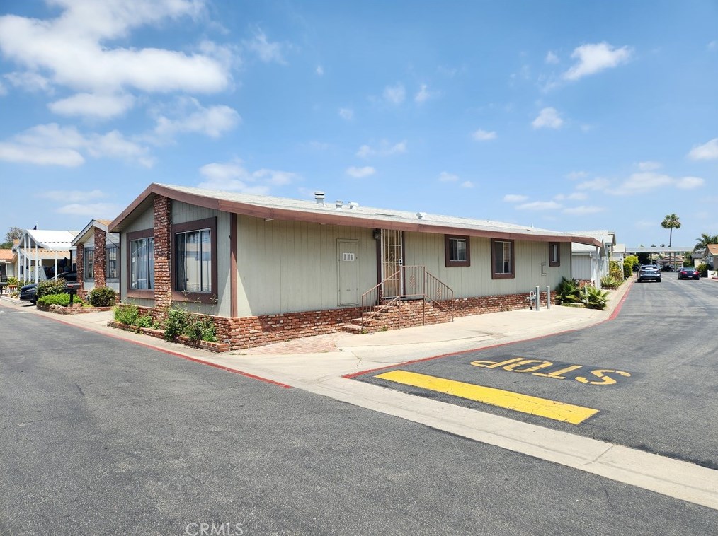 2300 S Lewis St #141, Anaheim, CA 92802
