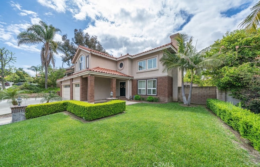 5325 Los Monteros, Yorba Linda, CA 92887-5109