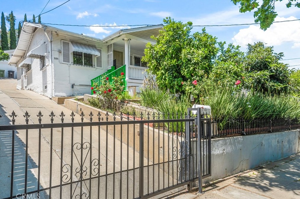 3155 Budau Ave, Los Angeles CA  90032-2805 exterior