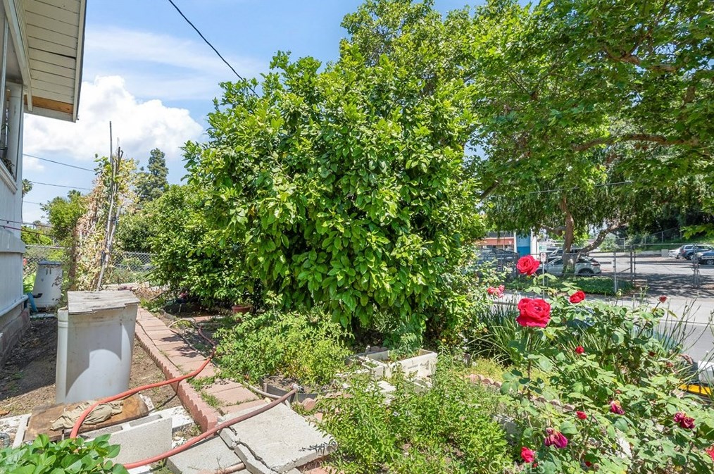 3155 Budau Ave, Los Angeles CA  90032-2805 exterior