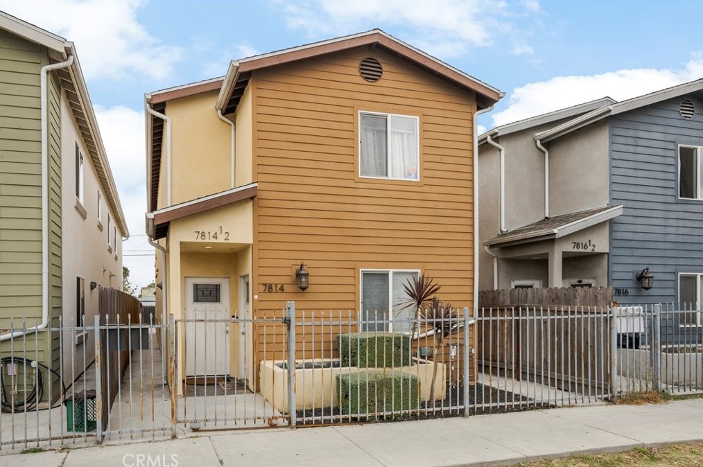 7814 Western Ave, Los Angeles, CA 90047-2728
