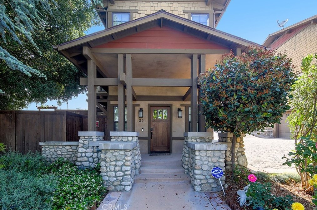 23 Sierra Pl, Sierra Madre, CA 91024-2550