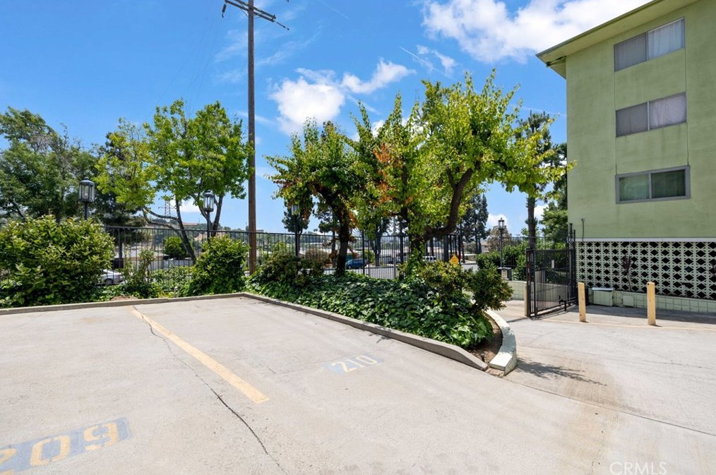 1301 Atlantic Blvd, Monterey Park CA  91754-4717 exterior