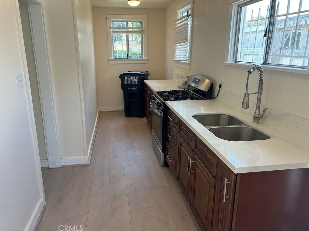 1146 89 St, Los Angeles CA  90003-3509 exterior