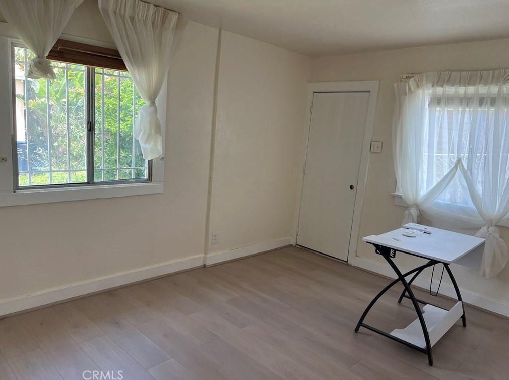 1146 89 St, Los Angeles CA  90003-3509 exterior