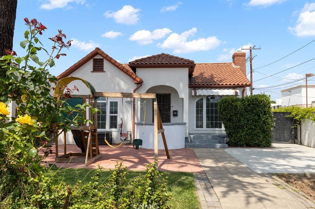 115 S Alhambra Ave, Monterey Park, CA 91755