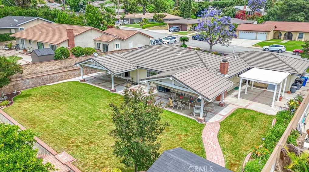 121 Glengrove Ave, Glendora, CA 91741