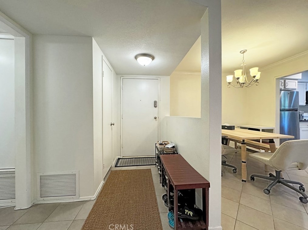 15020 Victory Blvd #204, Van Nuys, CA 91411