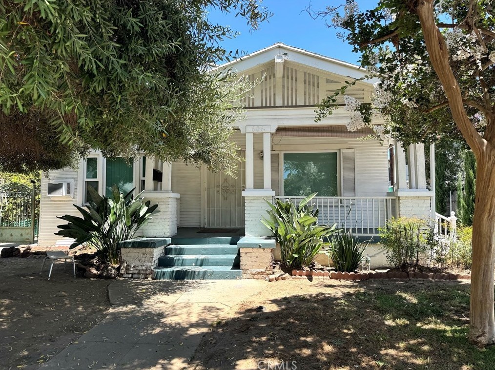 606 Olive Ave, Alhambra, CA 91801-1339