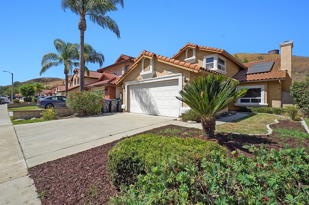 6262 Sunny Meadow Ln, Chino Hills, CA 91709