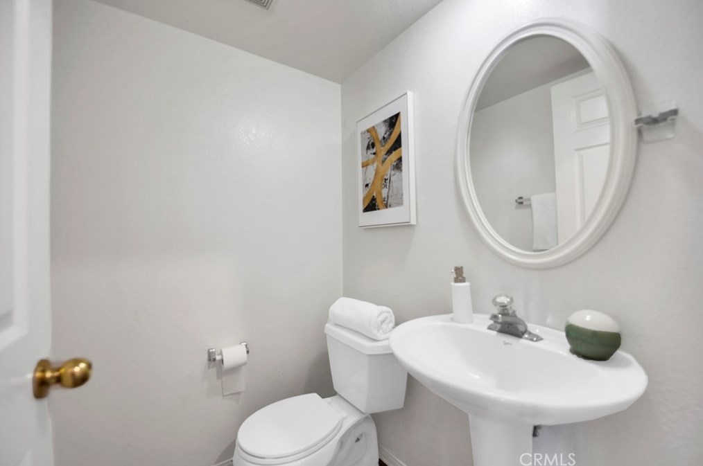 861 Turner Ave, Ontario CA  91764-4839 exterior