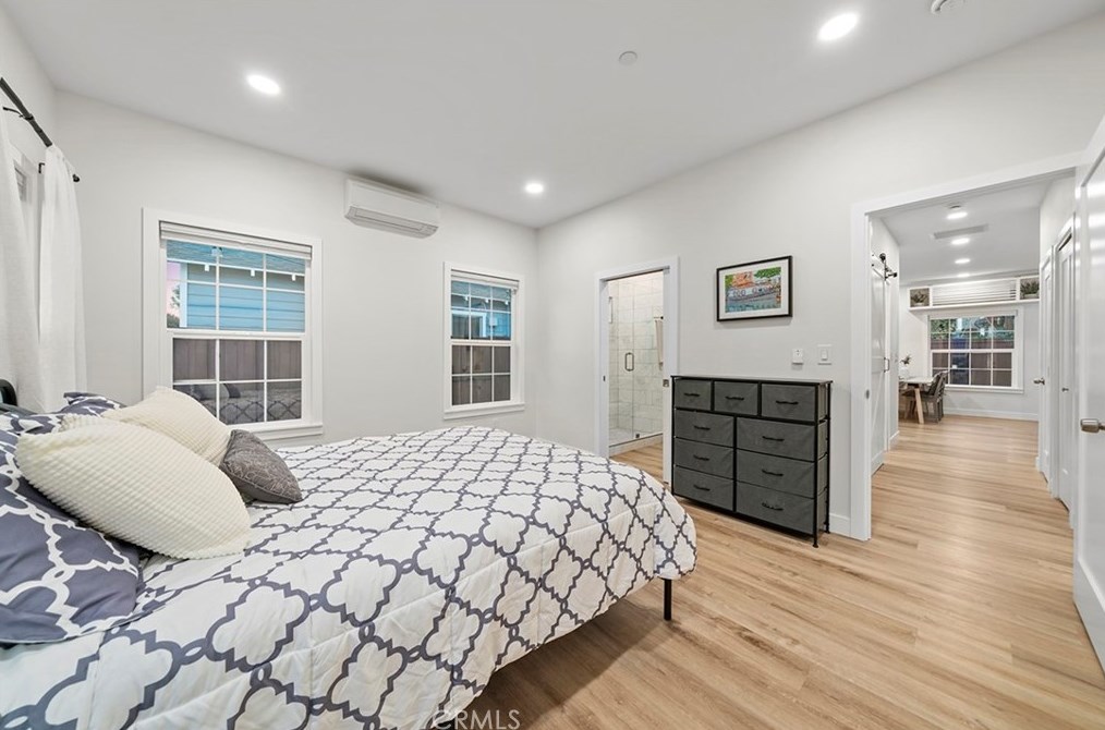 7733 Friends Ave, Whittier CA  90602-1405 exterior