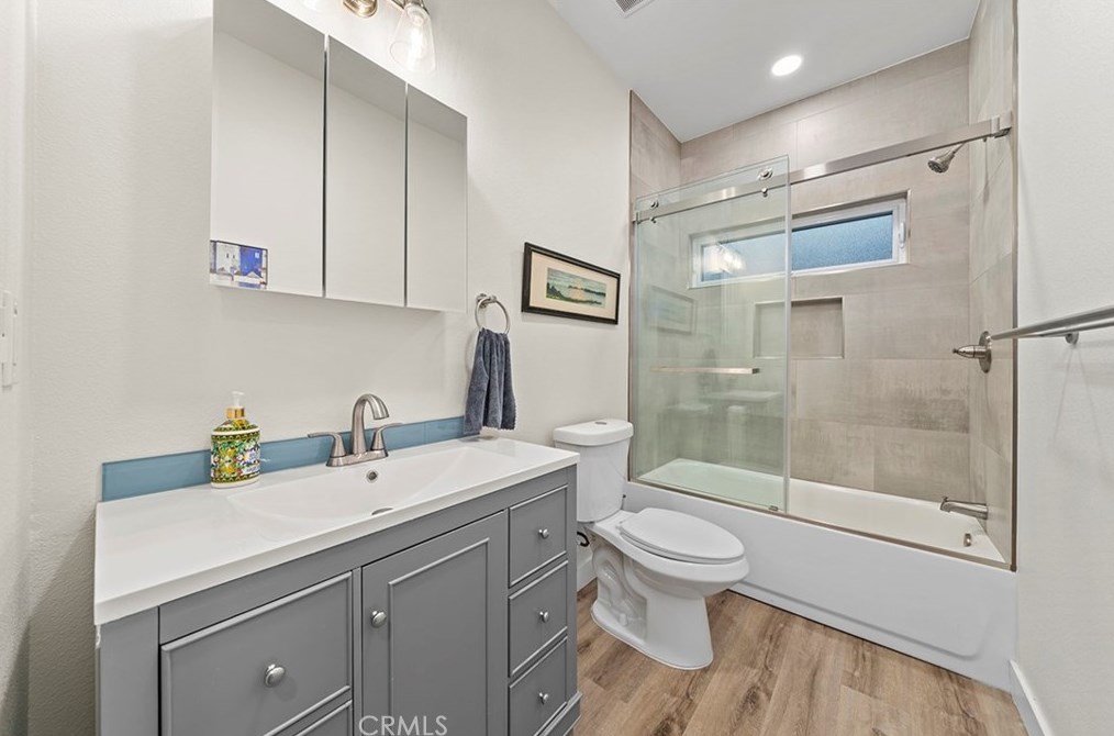 7733 Friends Ave, Whittier CA  90602-1405 exterior