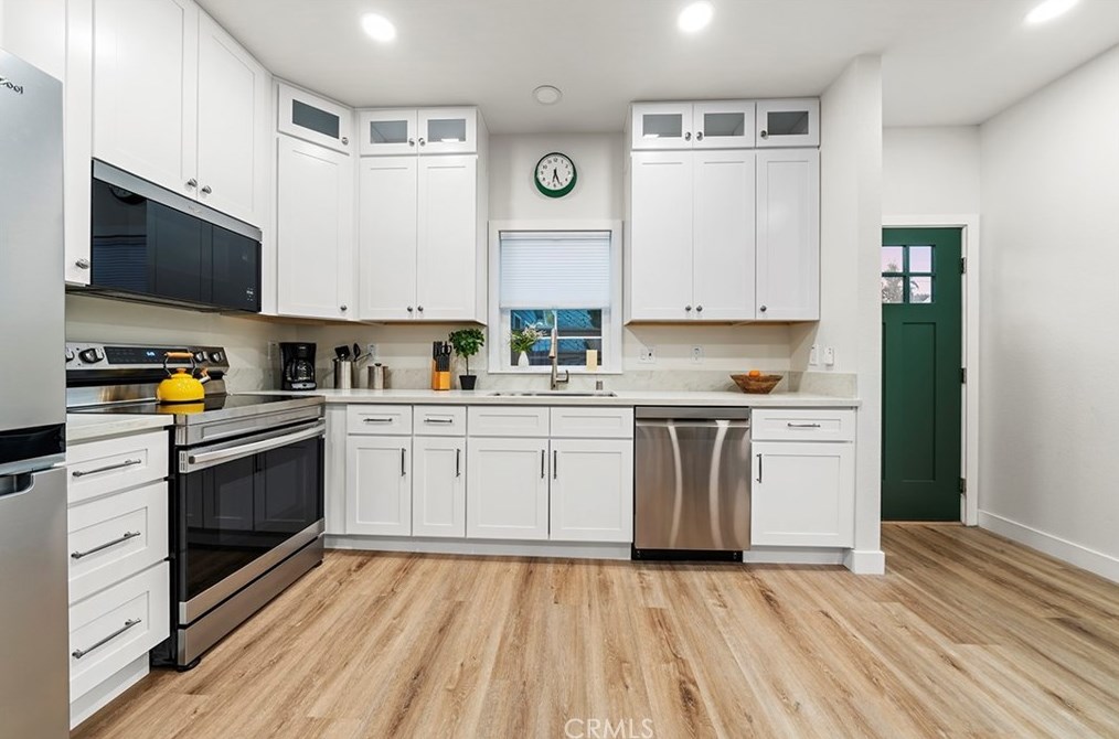 7733 Friends Ave, Whittier CA  90602-1405 exterior