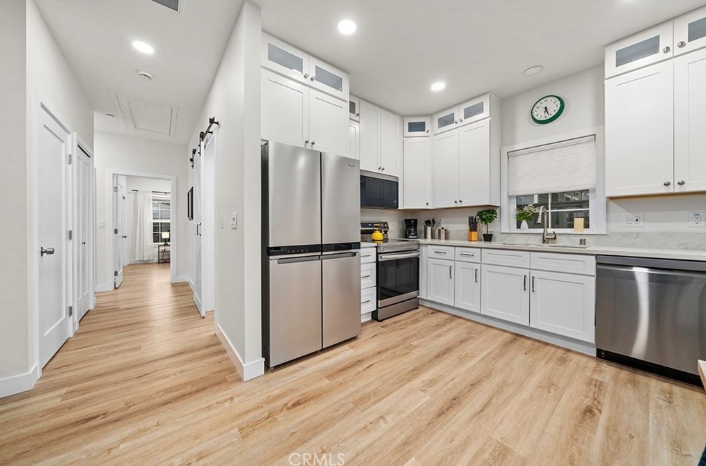 7733 Friends Ave, Whittier CA  90602-1405 exterior