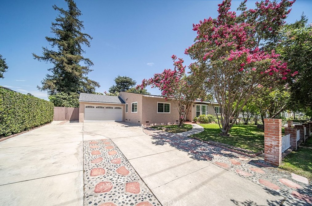 1518 Mayflower Ave, Arcadia, CA 91006-4559