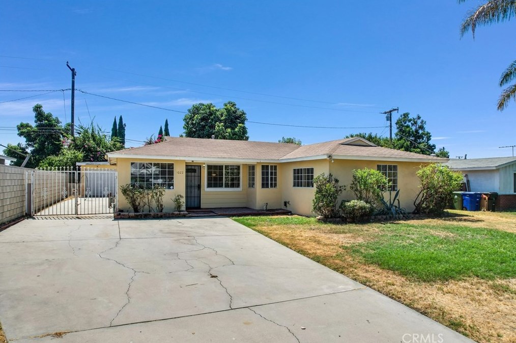 1022 W Grovecenter St, West Covina, CA 91790