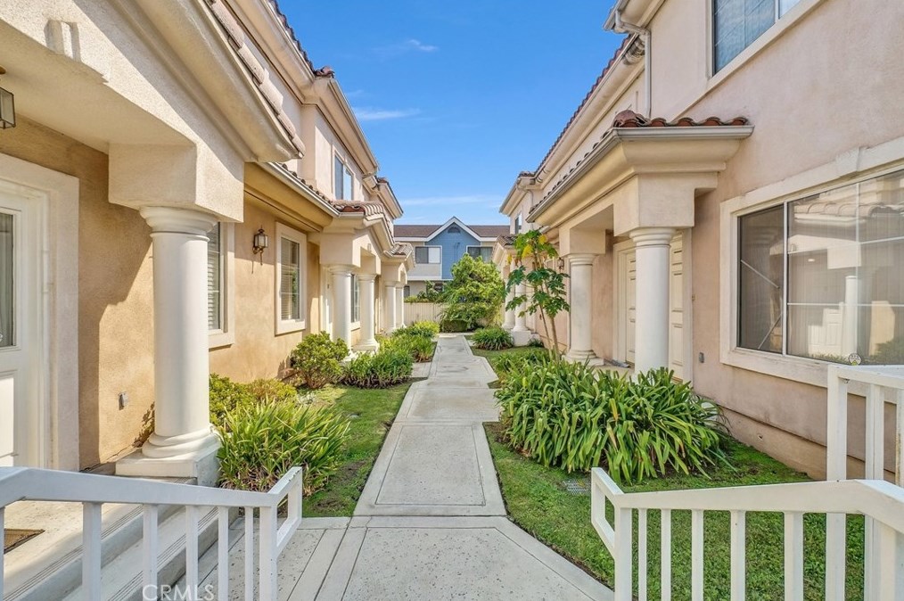 112 N Marengo Ave #b, Alhambra, CA 91801