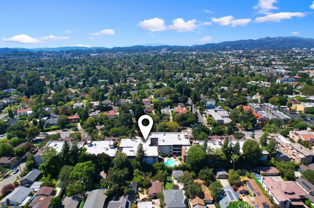 700 Lake Ave, Pasadena CA  91104-4557 exterior