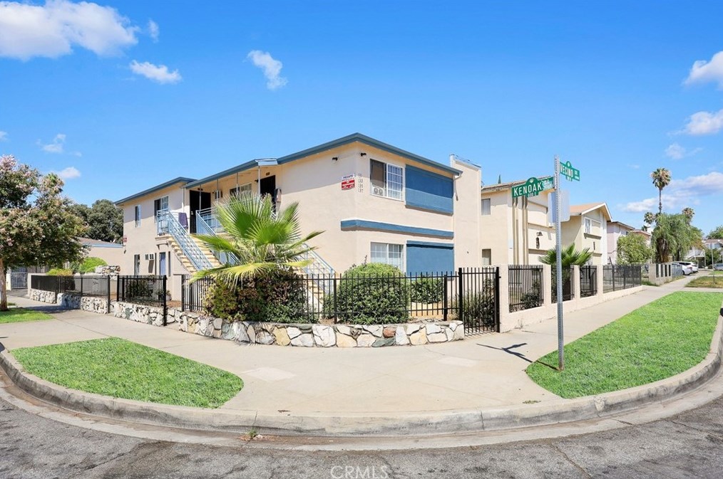 131 Vecino Dr, Covina, CA 91723-2323