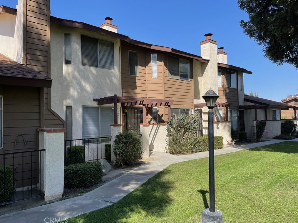4600 Beechwood St #49, Bakersfield, CA 93309