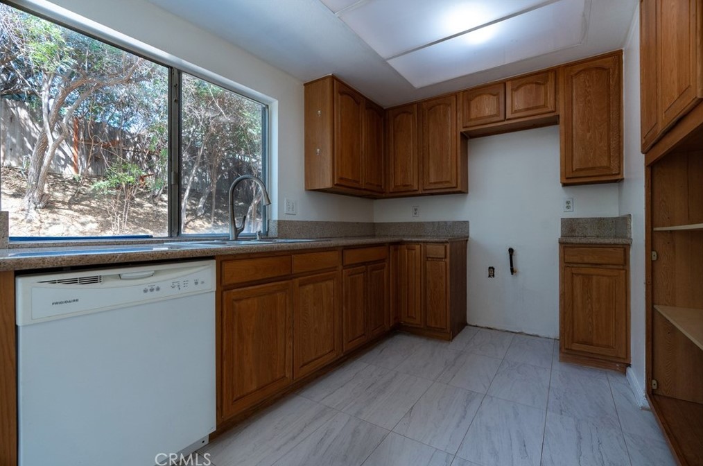 2301 Cravath Ct, West Covina CA  91792-2577 exterior