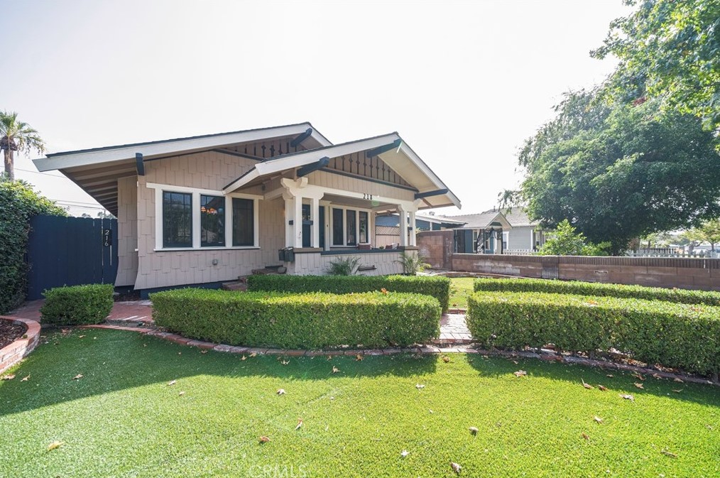 218 Wabash Ave, Glendora, CA 91741-0026