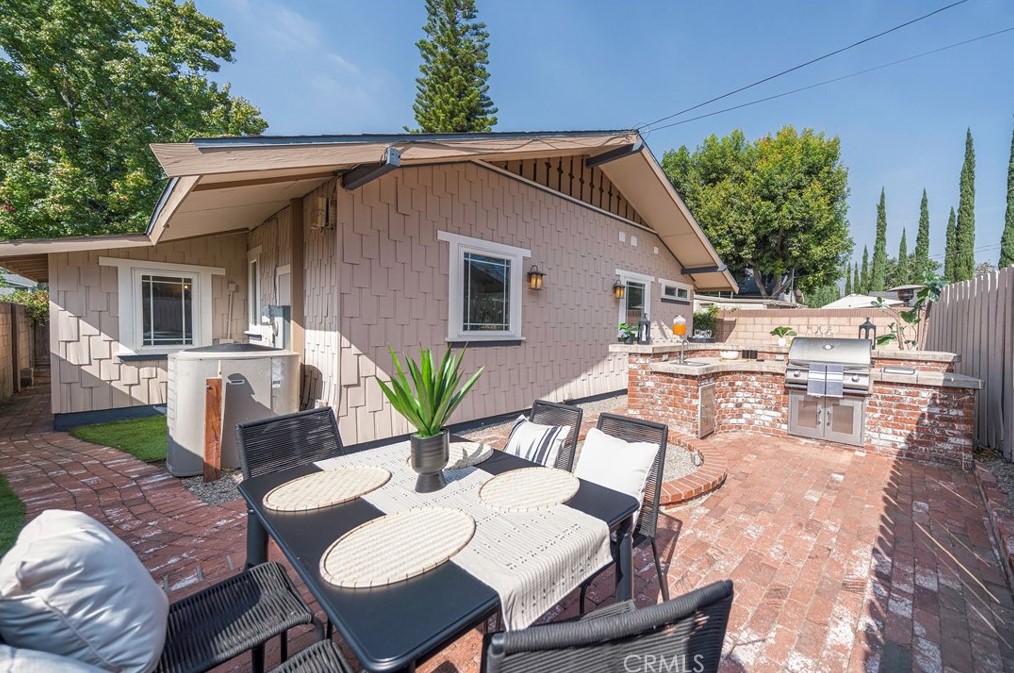 218 Wabash Ave, Glendora CA  91741-0026 exterior