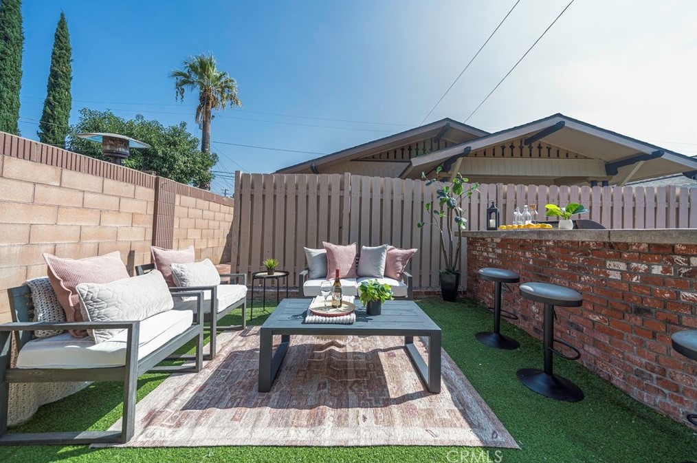 218 Wabash Ave, Glendora CA  91741-0026 exterior