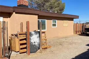 13171 Davenport St, Edwards, CA 93523 - Photo 2