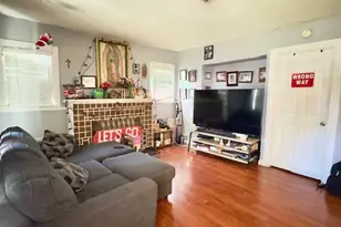 615 N Mentor Ave, Pasadena, CA 91106 - Photo 4