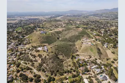 10131 Johanna Avenue, Sunland, CA 91040 - Photo 20