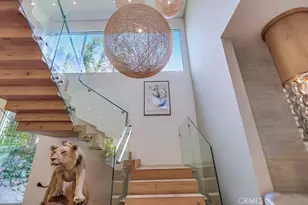 737 N Cherokee Ave, Los Angeles, CA 90038 - Photo 20