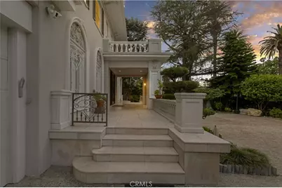 434 S Irving Boulevard, Los Angeles, CA 90020 - Photo 10