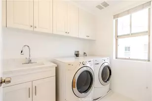 320 Bronze, Irvine, CA 92618 - Photo 40