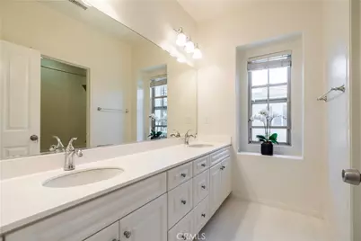 320 Bronze, Irvine, CA 92618 - Photo 48