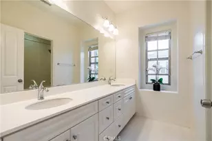 320 Bronze, Irvine, CA 92618 - Photo 48