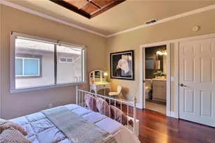 1348 E Orange Grove Blvd, Pasadena, CA 91104 - Photo 10