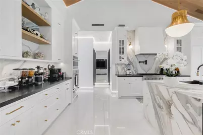 9509 Downey Avenue, Downey, CA 90240 - Photo 16