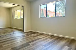 8954 Chimineas Ave, Northridge, CA 91325 - Photo 8