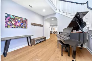 57 Statuary, Irvine, CA 92620 - Photo 4